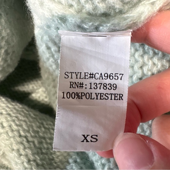 Luna Ivy cardigan sweater Floral 3d Embroidered size xs Women's size xs mint - Picture 6 of 6